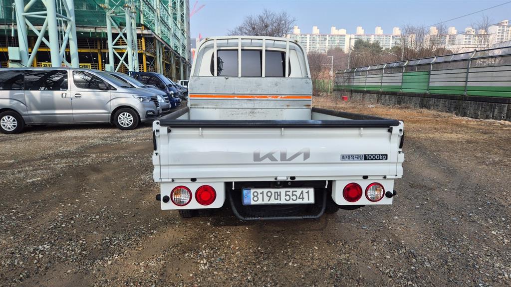 Small Truck Cargo (small) - Vista 5