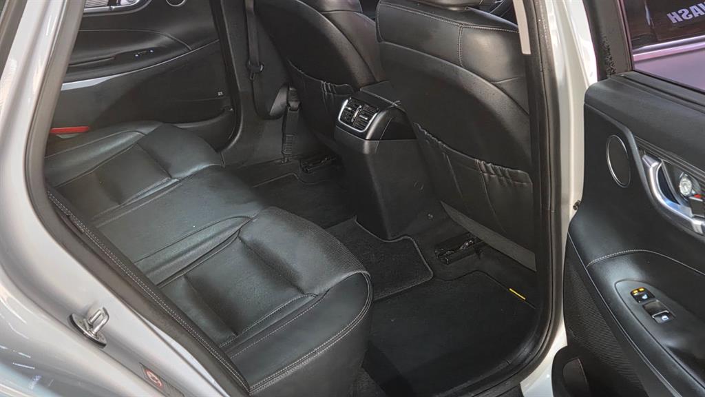 HYUNDAI Grandeur - Vista 7