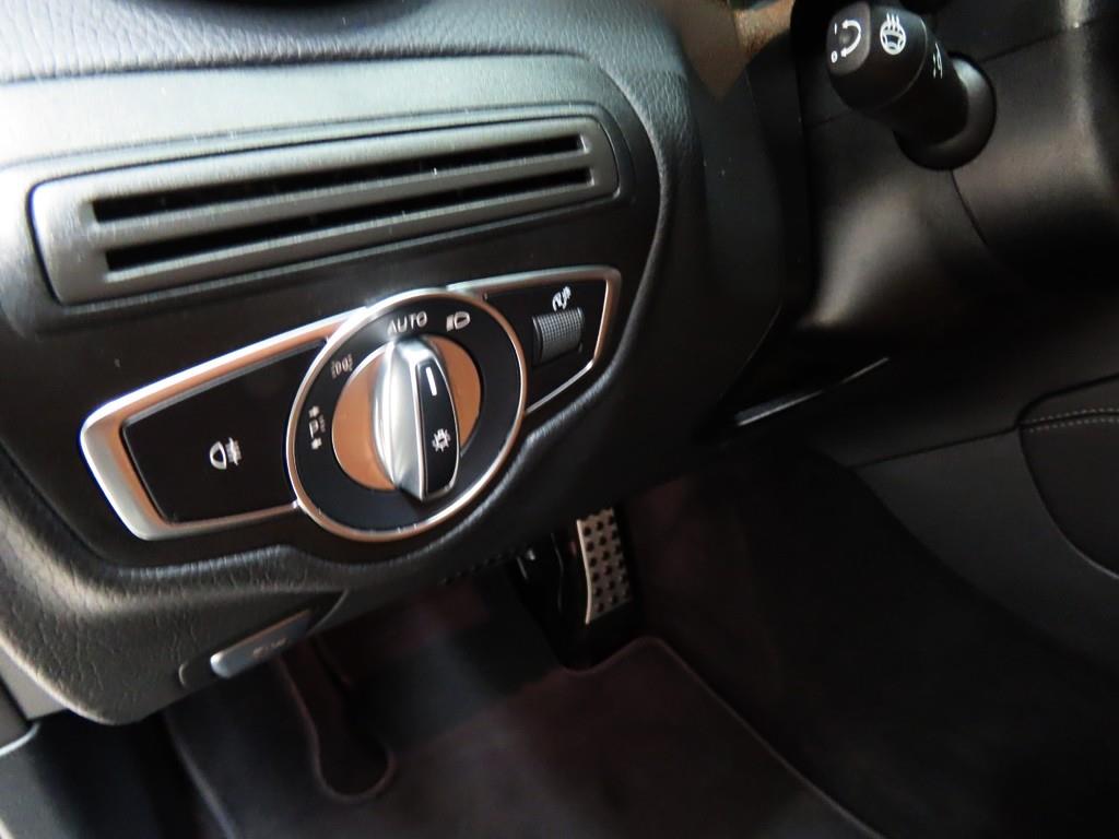 Mercedes Benz GLC Class - Vista 10