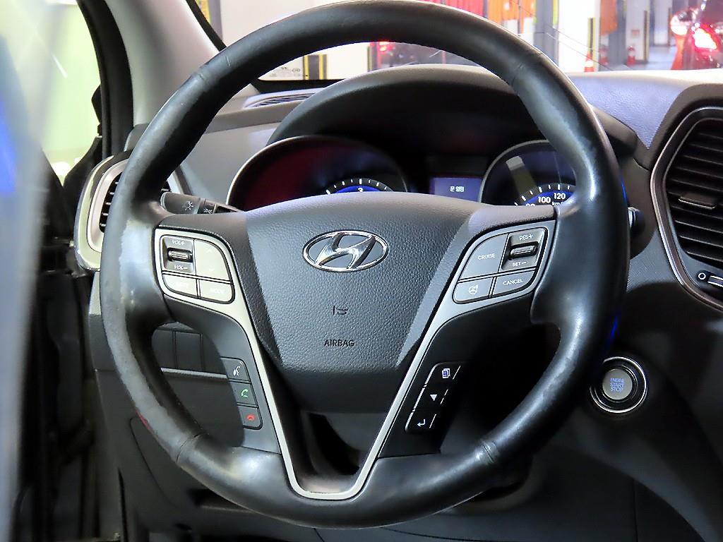 HYUNDAI Santa Fe - Vista 8