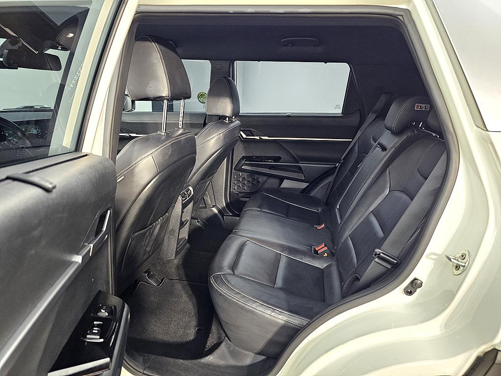 Ssangyong Torres - Vista 9