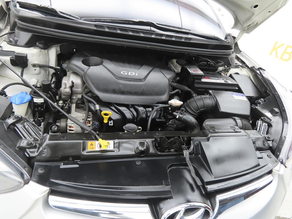 HYUNDAI Avante 2014 Plateado - Importación desde Corea - HF Imports Iquique - Foto 19