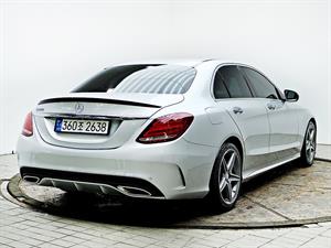 Mercedes Benz C Class - Vista 8