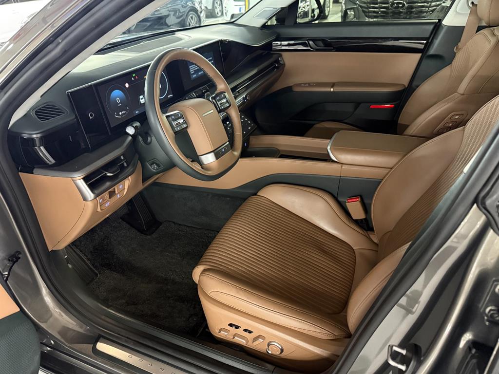 HYUNDAI Grandeur - Vista 6