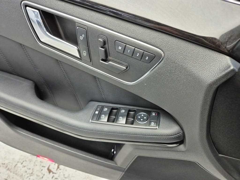 Mercedes Benz E class 2010 Plateado - Importación desde Corea - HF Imports Iquique - Foto 17