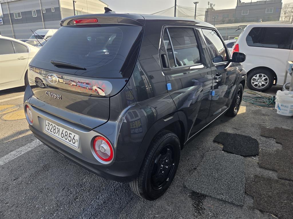 HYUNDAI Casper - Vista 5