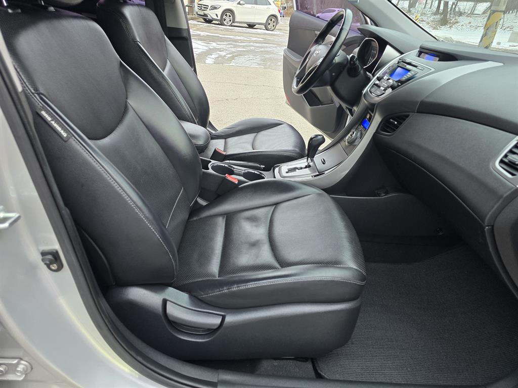 HYUNDAI Avante 2013 Plateado - Importación desde Corea - HF Imports Iquique - Foto 13