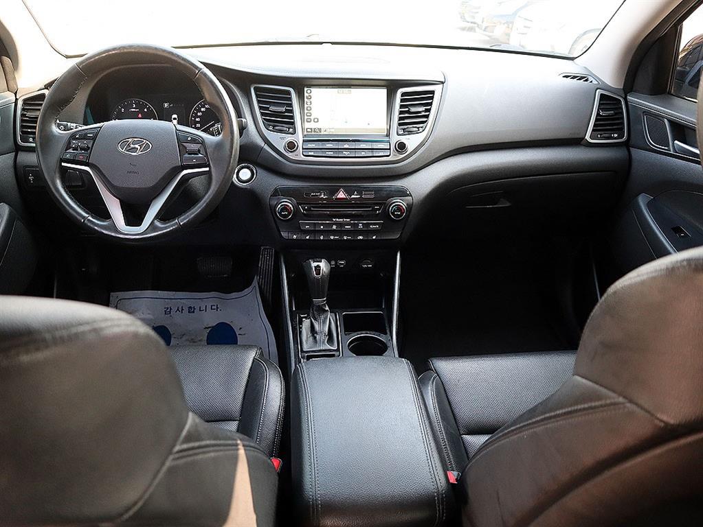 HYUNDAI Tucson - Vista 9