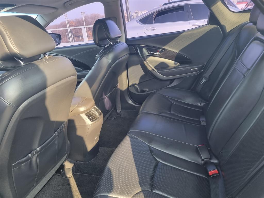 HYUNDAI Grandeur - Vista 11