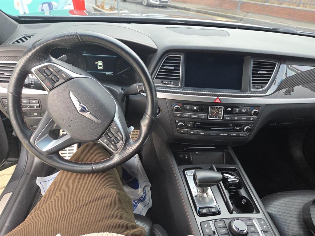 Genesis G80 - Vista 11