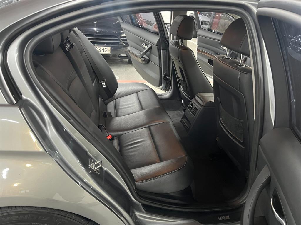 BMW 3 series - Vista 8