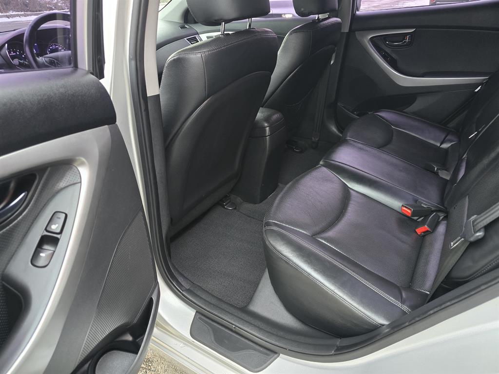 HYUNDAI Avante 2013 Plateado - Importación desde Corea - HF Imports Iquique - Foto 18