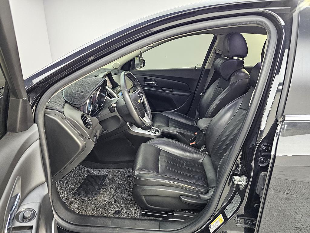 Chevrolet Cruise - Vista 7