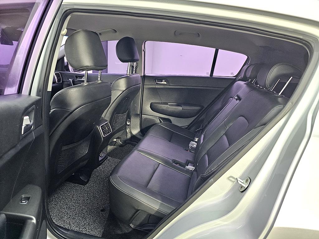 KIA Sportage - Vista 9