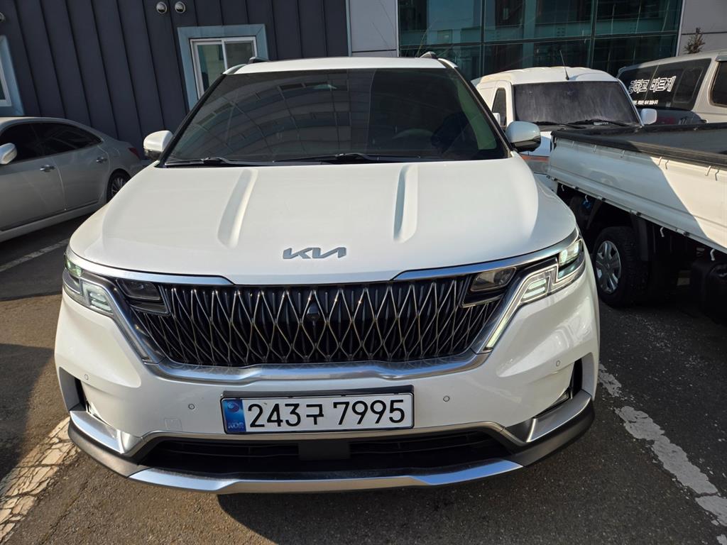 KIA Carnival 2021 Blanco - Importación desde Corea - HF Imports Iquique - Foto 1