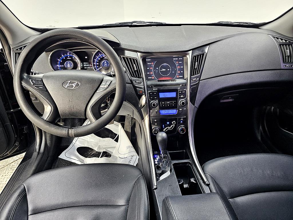 HYUNDAI Sonata - Vista 5