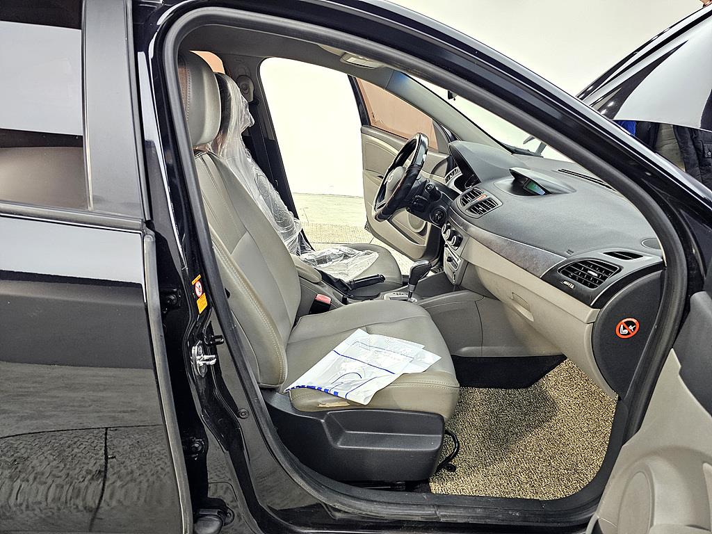 SAMSUNG SM3 - Vista 11