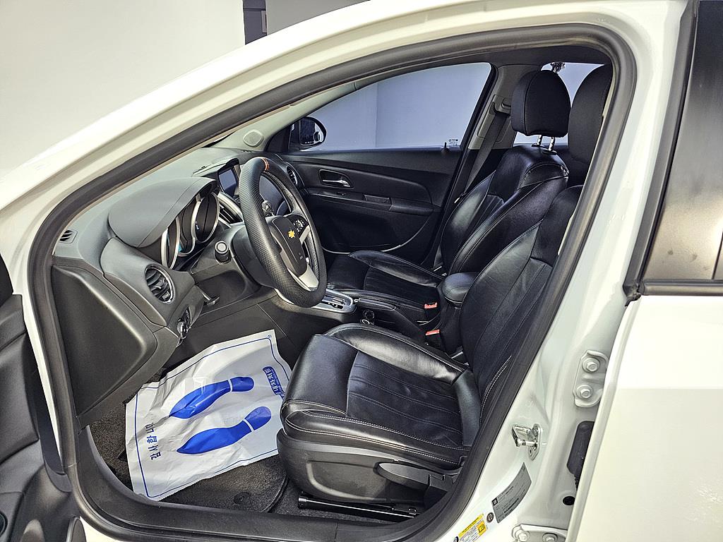 Chevrolet Cruise - Vista 8