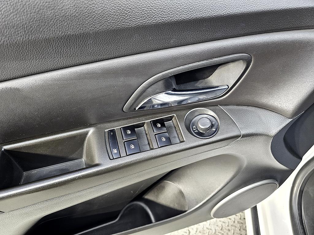 Chevrolet Cruise 2013 Blanco - Importación desde Corea - HF Imports Iquique - Foto 13