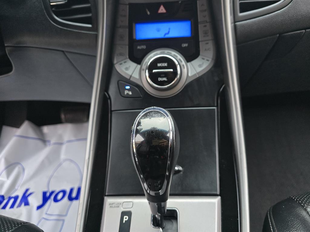 HYUNDAI Avante 2013 Plateado - Importación desde Corea - HF Imports Iquique - Foto 20