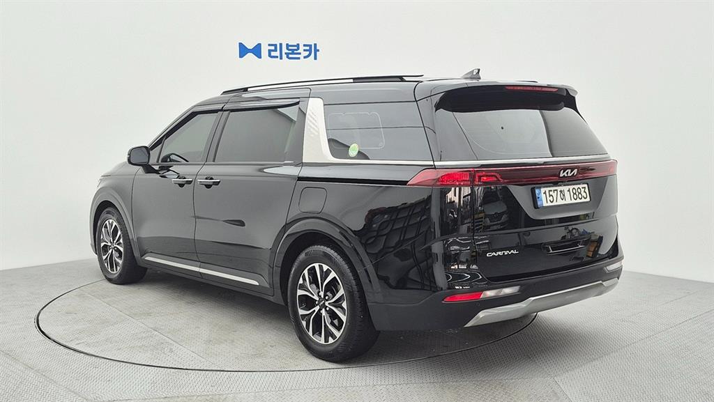 KIA Carnival - Vista 4