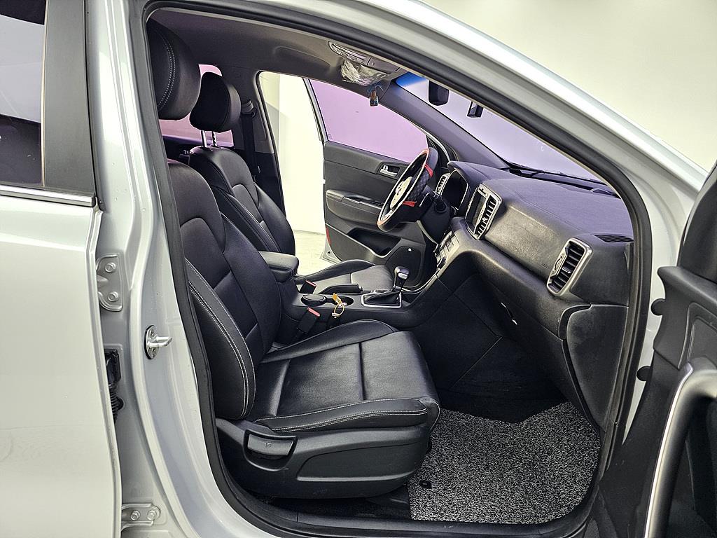 KIA Sportage - Vista 11