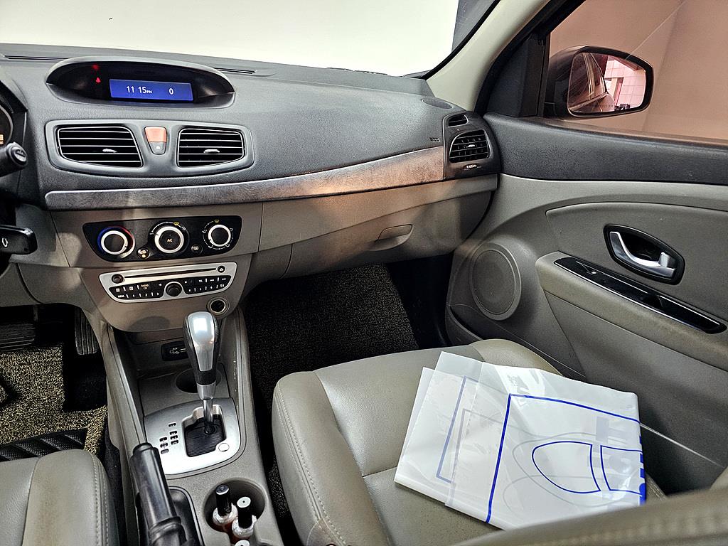 SAMSUNG SM3 - Vista 10