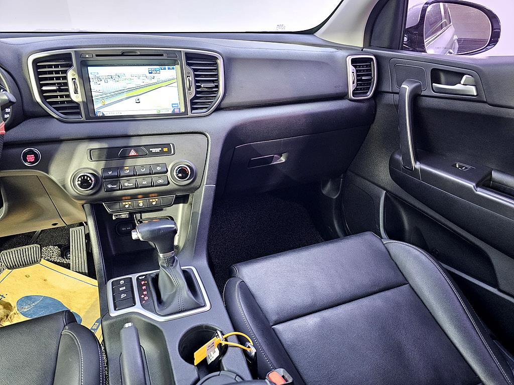 KIA Sportage - Vista 10