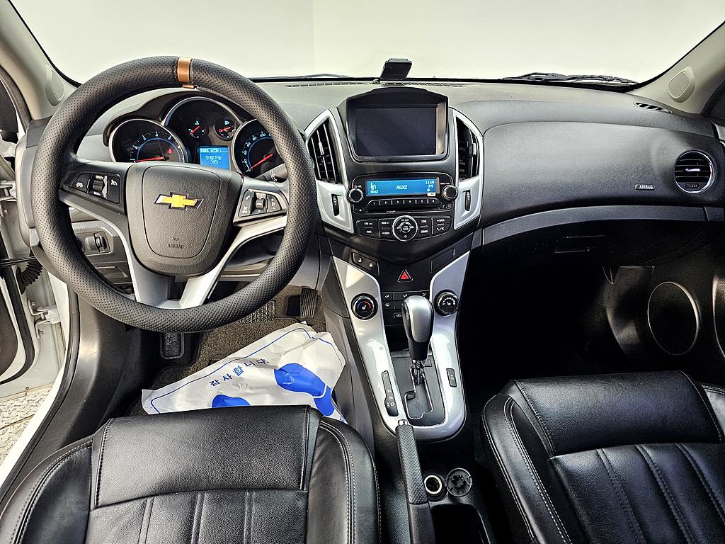 Chevrolet Cruise - Vista 5