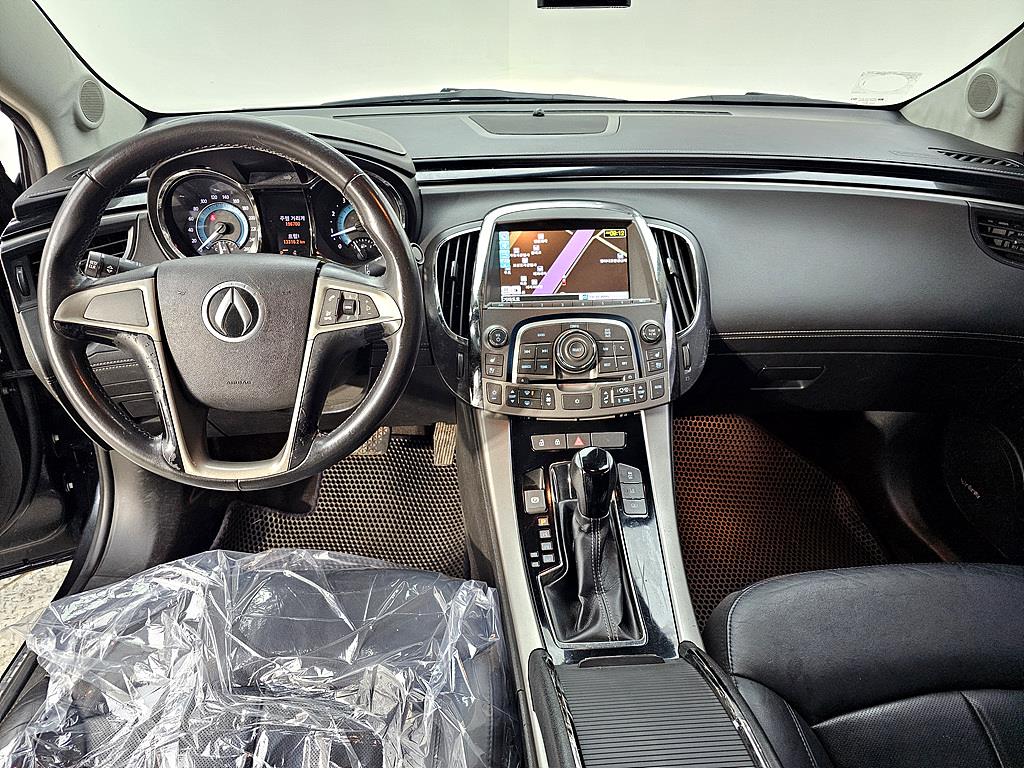 DAEWOO Alpheon - Vista 5