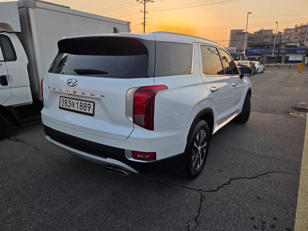 HYUNDAI Palisade - Vista 4