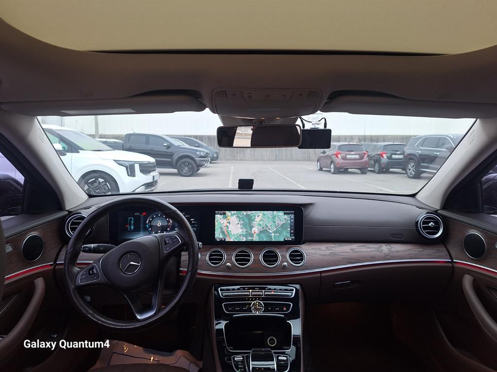 Mercedes Benz E class 2017 Negro - Importación desde Corea - HF Imports Iquique - Foto 20