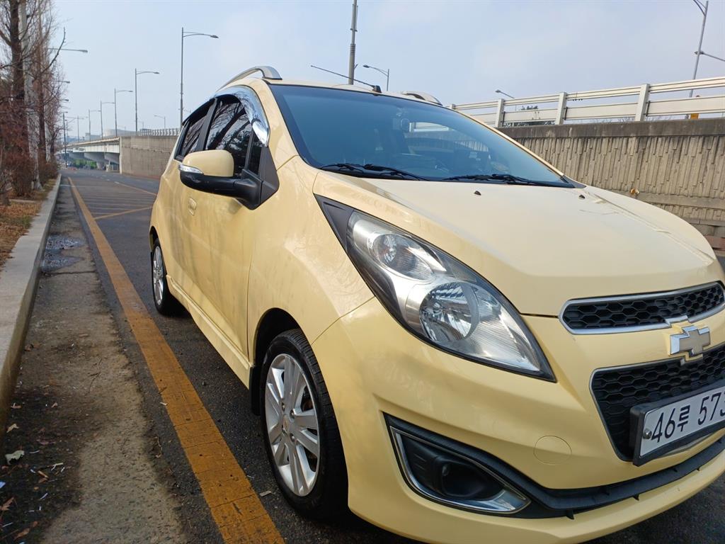 Chevrolet Spark - Vista 5