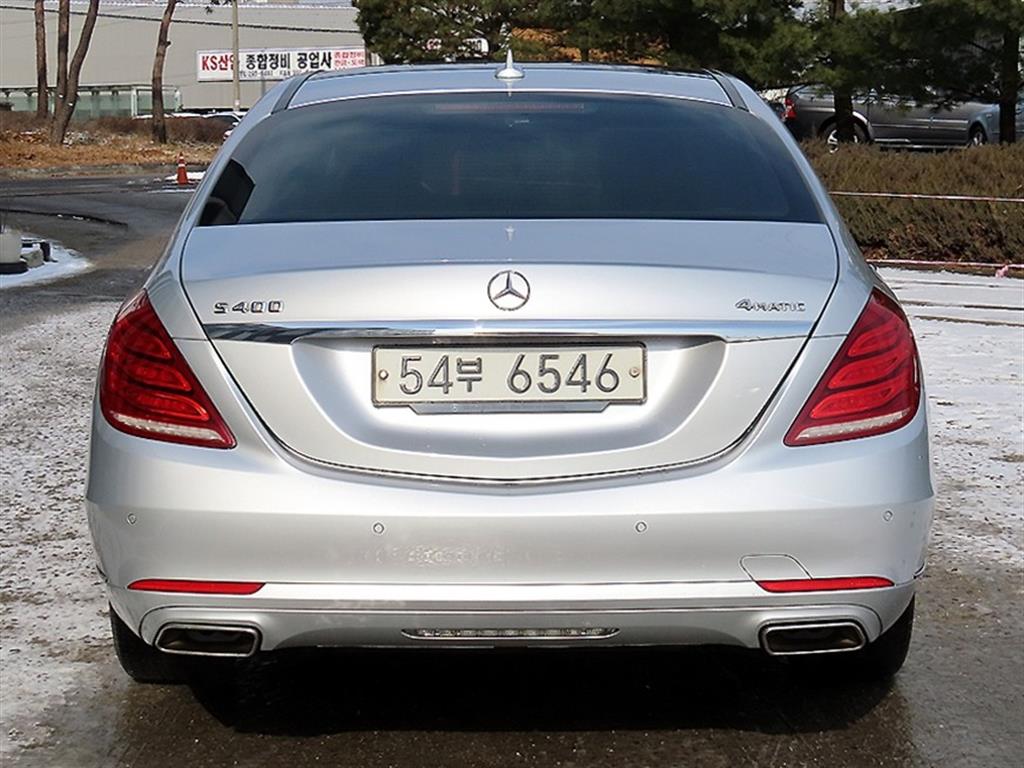 Mercedes Benz S Class - Vista 4