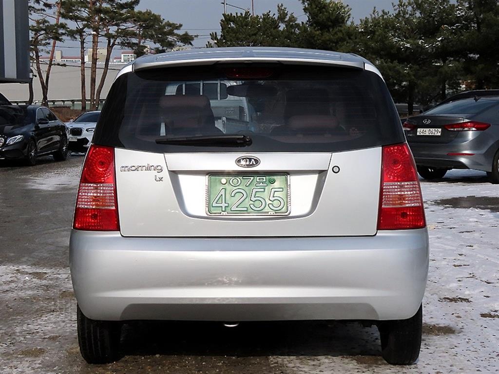 KIA Morning - Vista 4