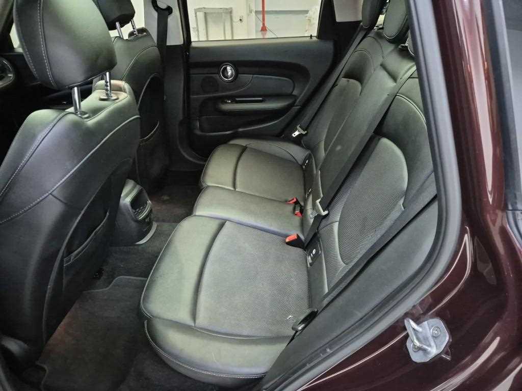 Mini Clubman - Vista 12