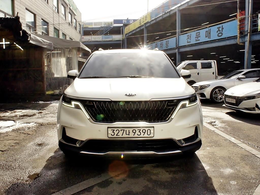 KIA Carnival 2021 Blanco - Importación desde Corea - HF Imports Iquique - Foto 1