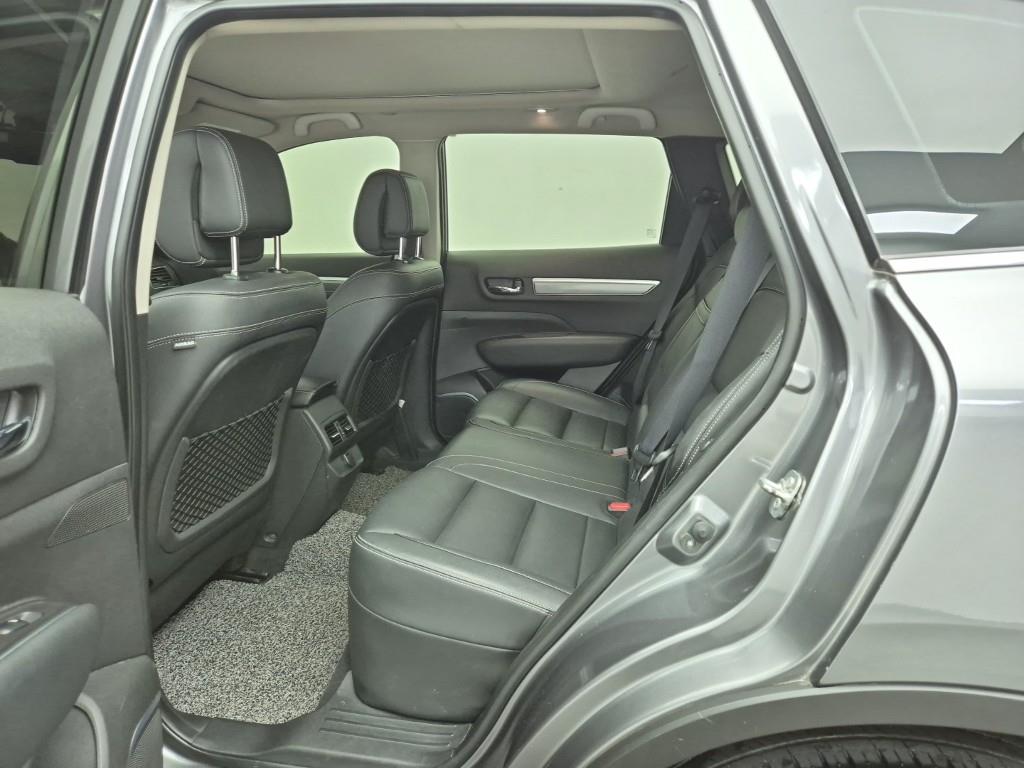 SAMSUNG QM6 - Vista 12