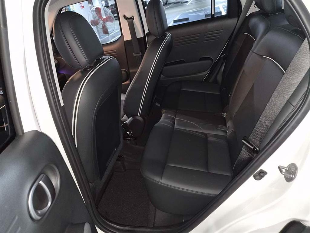 HYUNDAI Casper - Vista 7