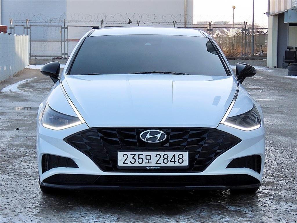 HYUNDAI Sonata 2022 Blanco - Importación desde Corea - HF Imports Iquique - Foto 1