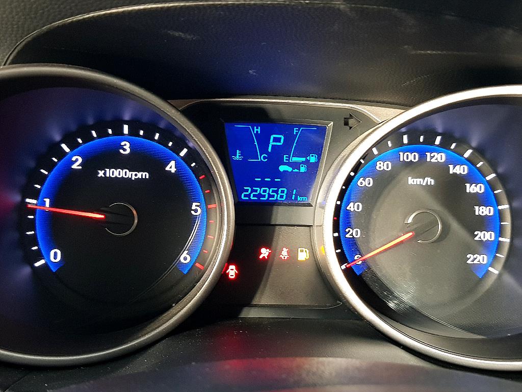 HYUNDAI Tucson - Vista 7