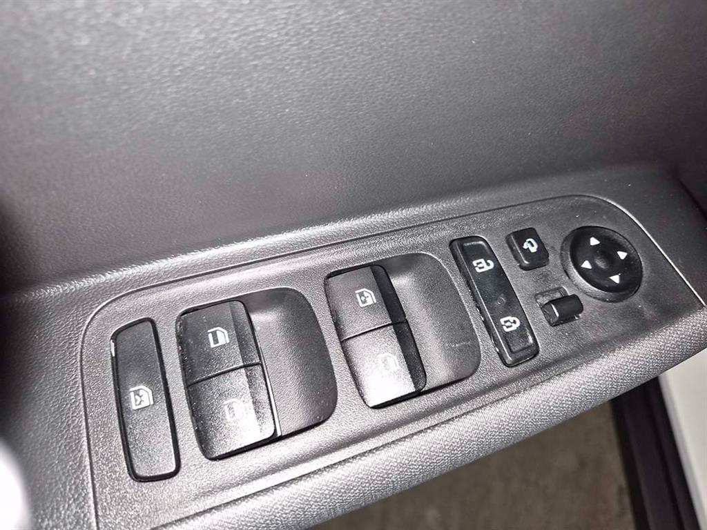 HYUNDAI Casper - Vista 11