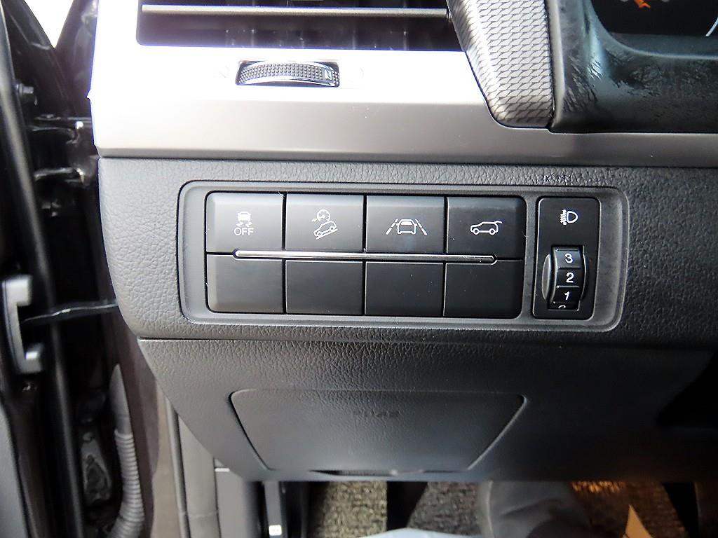 Ssangyong Rexton - Vista 12