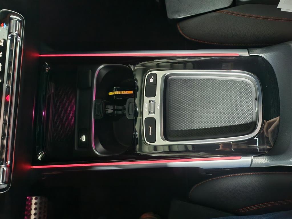 Mercedes Benz GLB Class - Vista 9