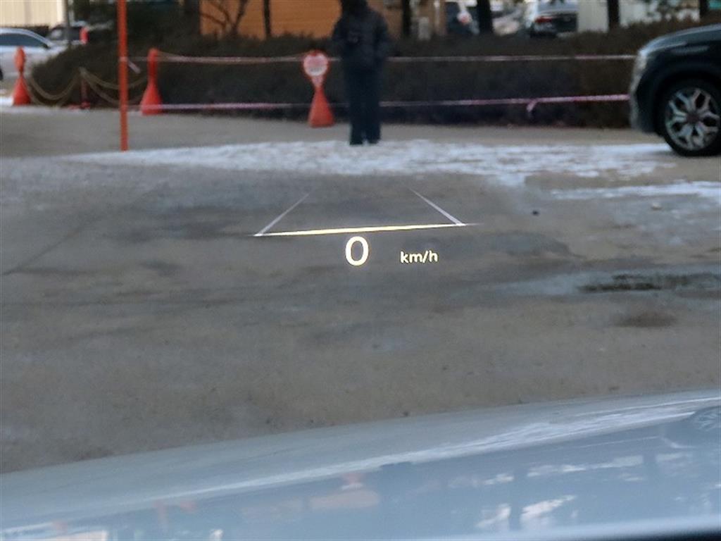 Genesis G80 - Vista 10