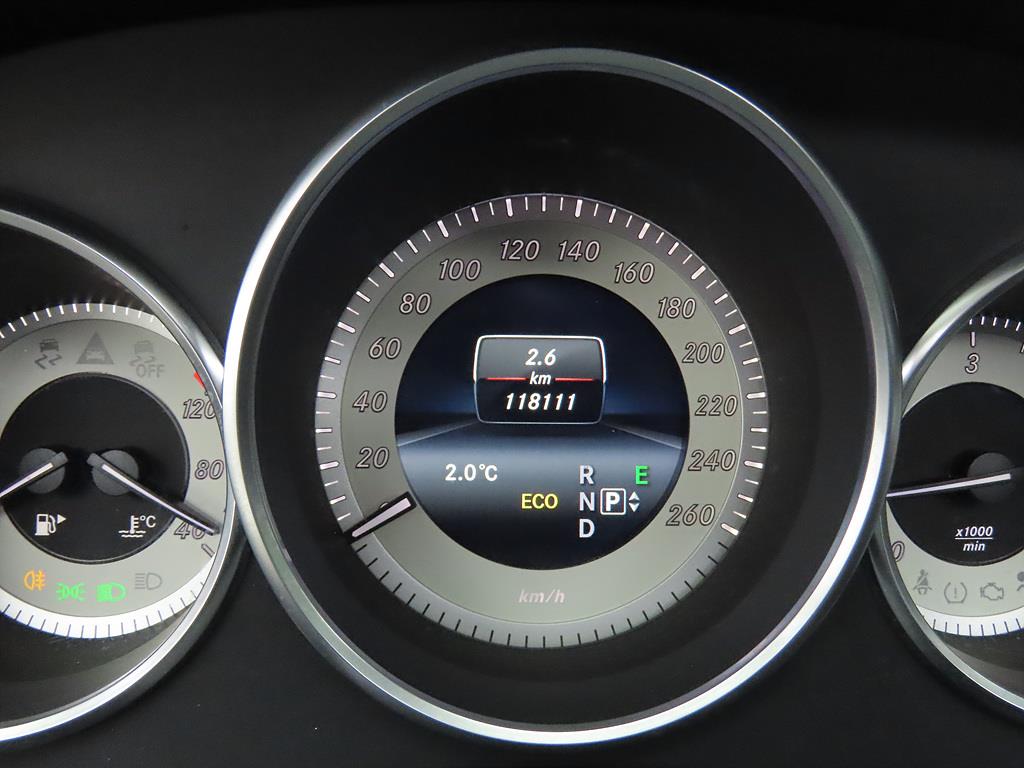 Mercedes Benz CLS Class - Vista 9