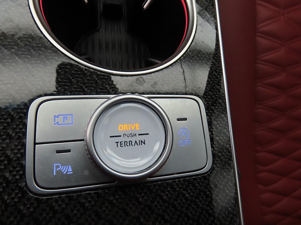 Genesis GV80 2024 Blanco - Importación desde Corea - HF Imports Iquique - Foto 16