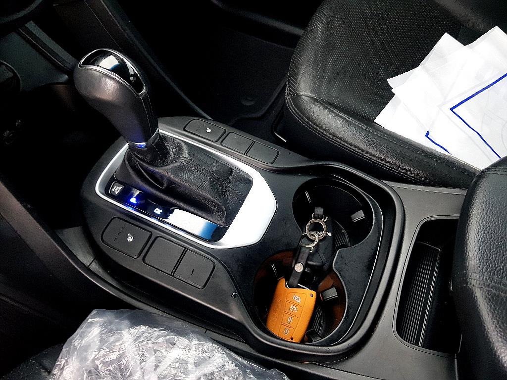 HYUNDAI Santa Fe 2016 Gris - Importación desde Corea - HF Imports Iquique - Foto 14