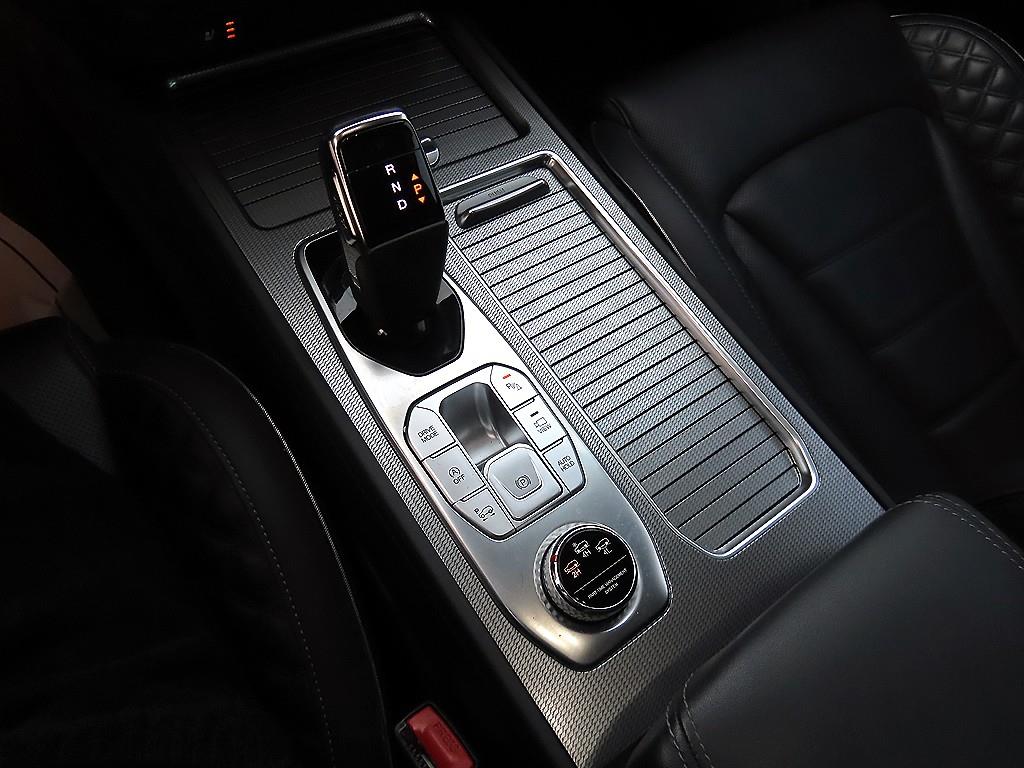 Ssangyong Rexton - Vista 10