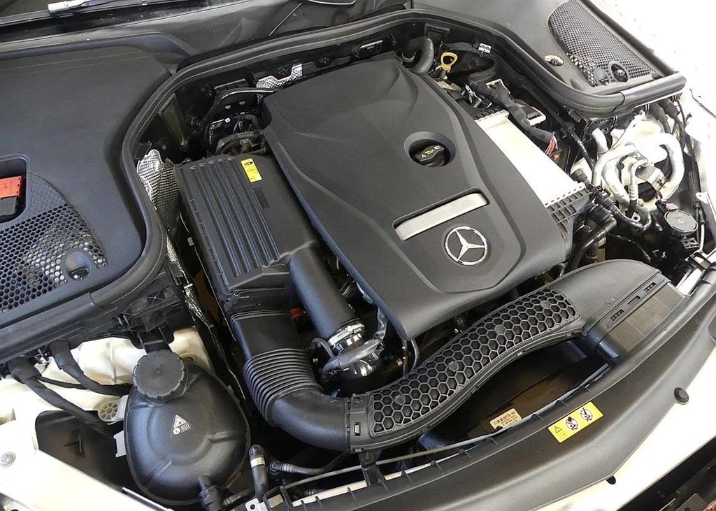 Mercedes Benz E class - Vista 5